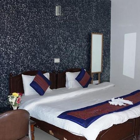Aero Look Hotel New Delhi Ngoại thất bức ảnh