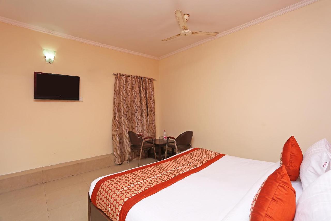 Aero Look Hotel New Delhi Ngoại thất bức ảnh